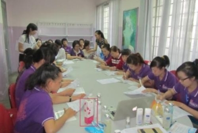 Lancement de l'eau de parfum Lilyrose au VIETNAM